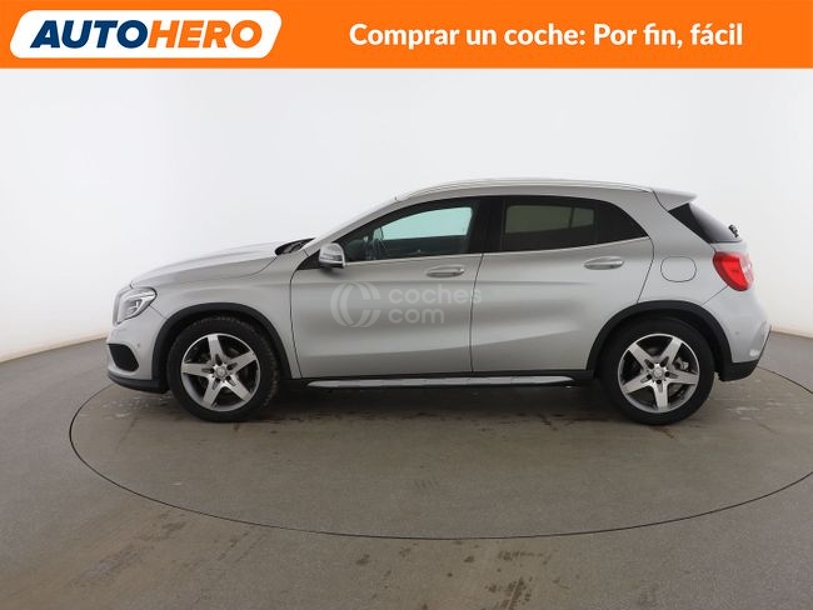 Foto del MERCEDES Clase GLA GLA 200d AMG Line 7G-DCT