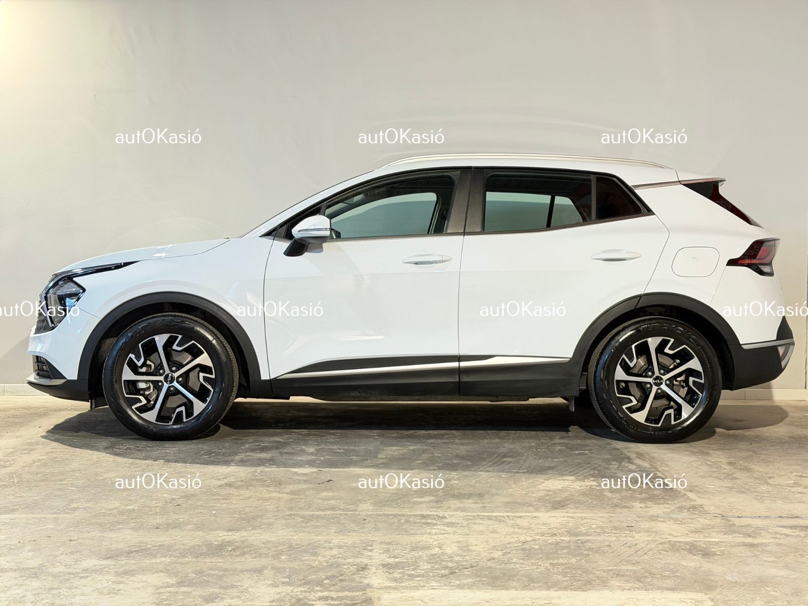 Foto del KIA Sportage 1.6 T-GDi HEV Drive 215