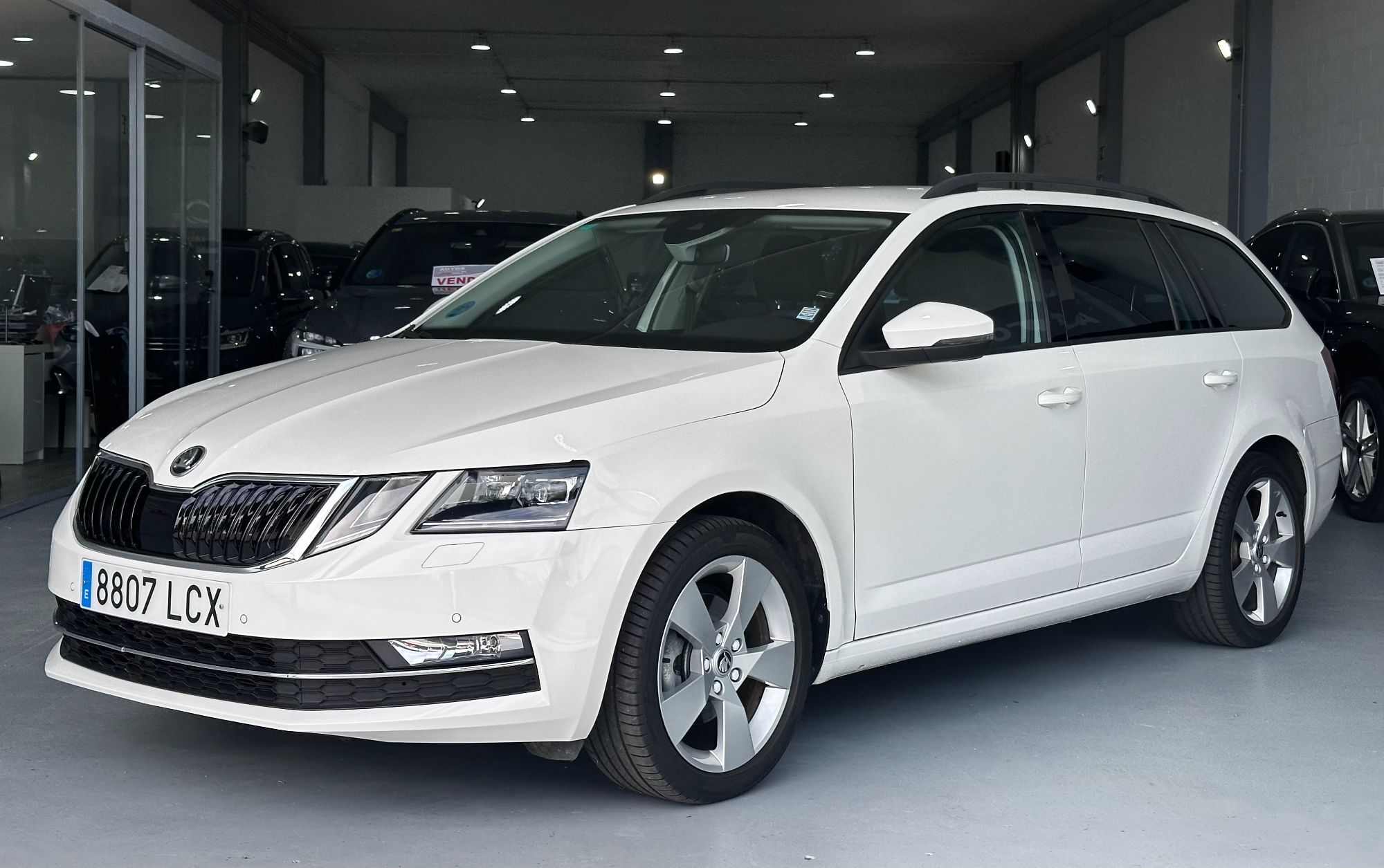 SKODA Octavia (Combi 2.0TDI CR Style 110kW) en Vizcaya