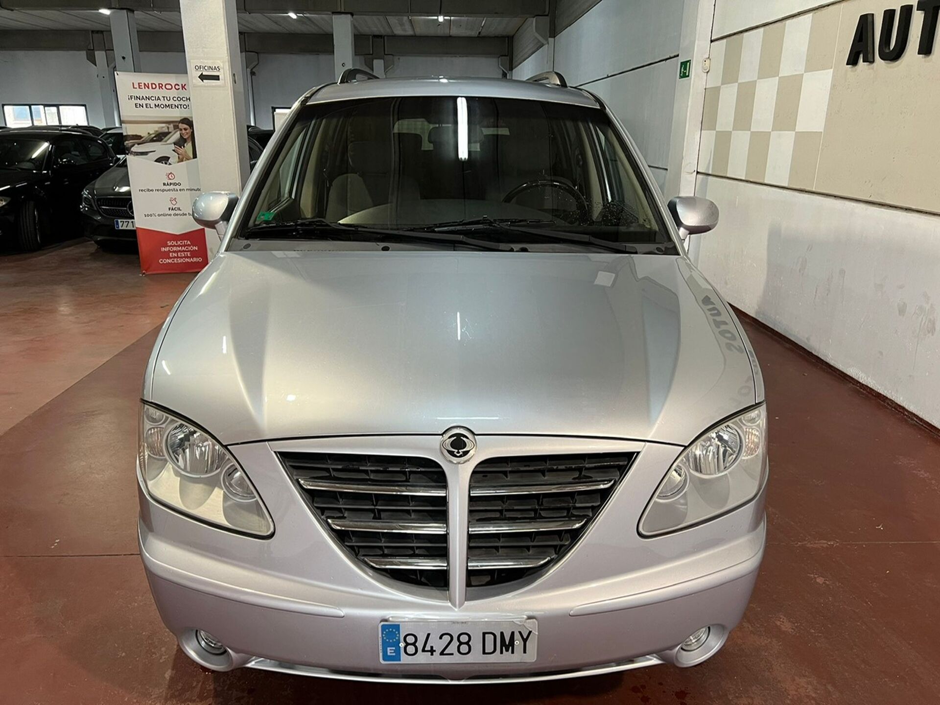 Imagen 2 de SSANGYONG KGM Rodius