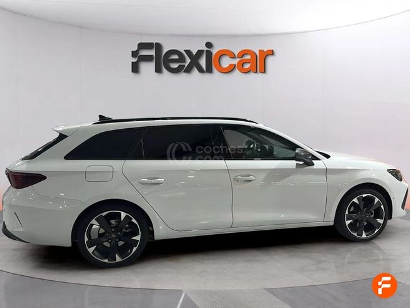 Foto del CUPRA León 1.5 ETSI DSG 110Kw