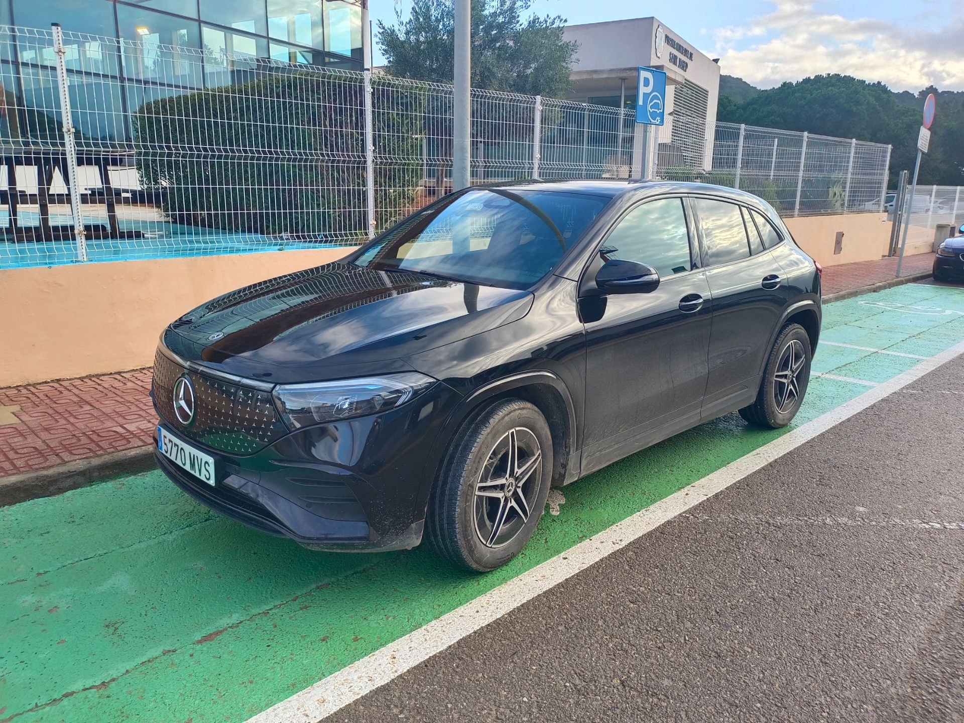 Imagen de MERCEDES EQA