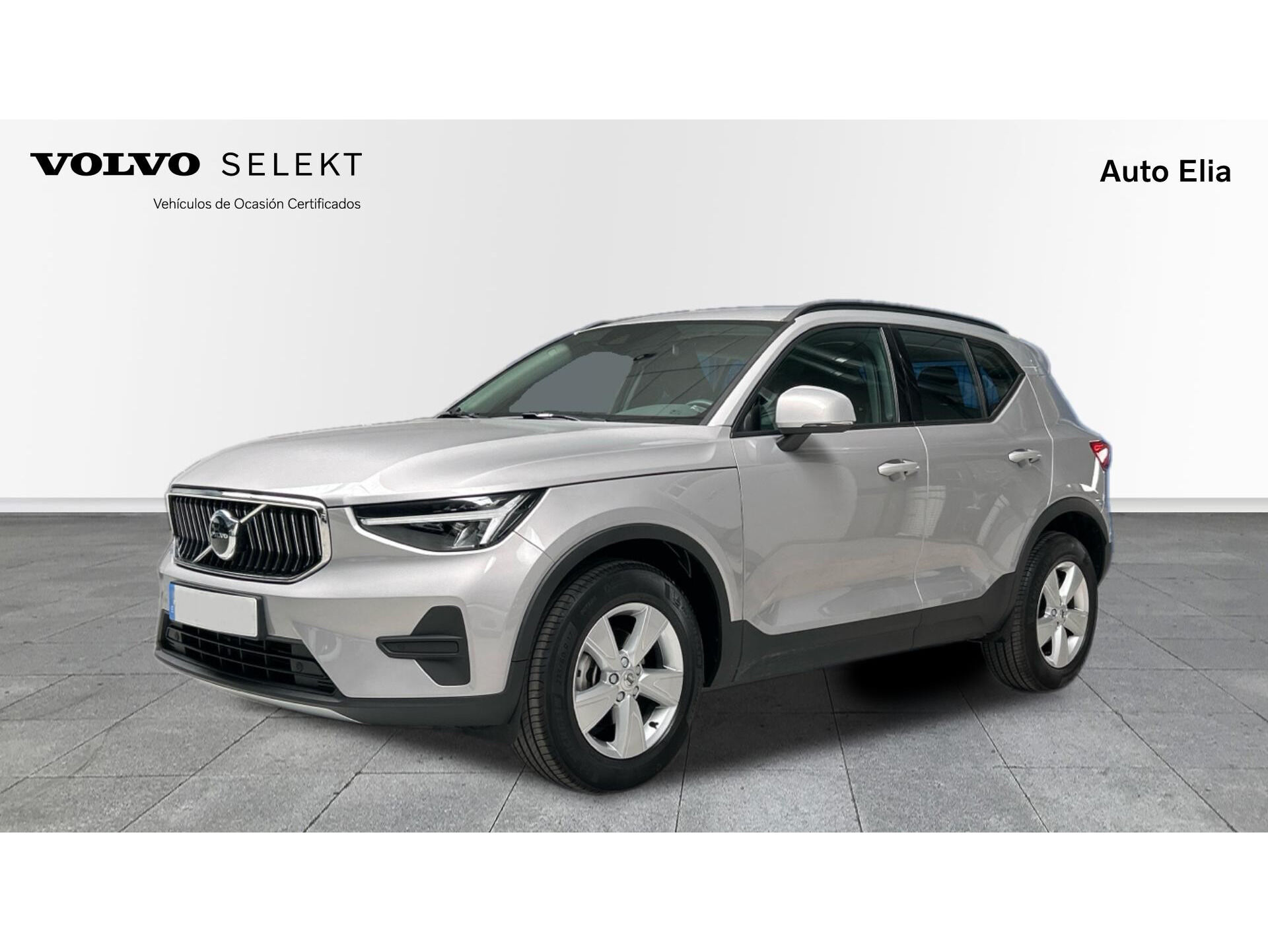 VOLVO XC40 (B3 G Core Auto 120 kW (163 CV)) en Madrid