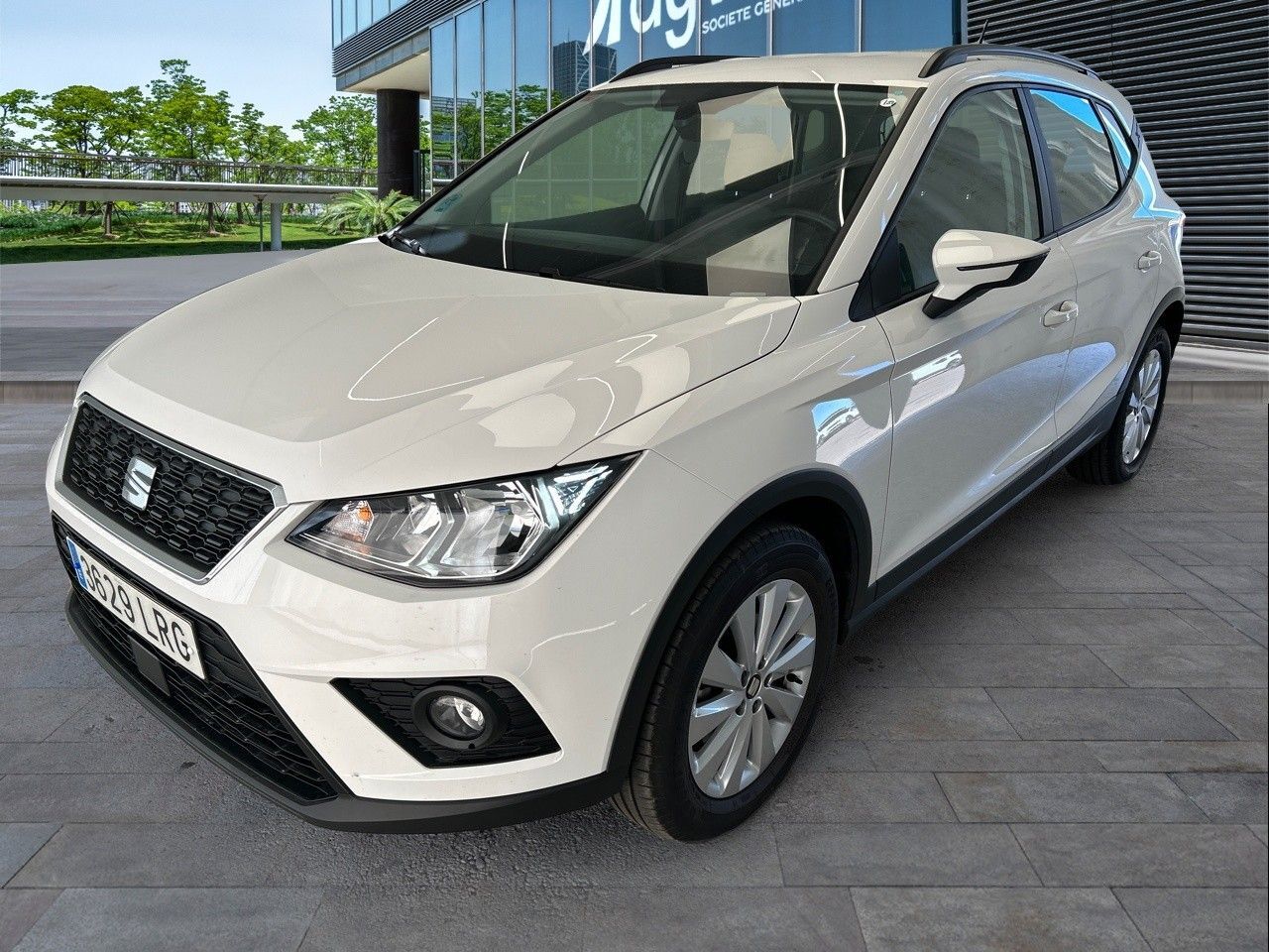 SEAT Arona (1.0 TSI Style Go2 81 kW (110 CV)) en Madrid