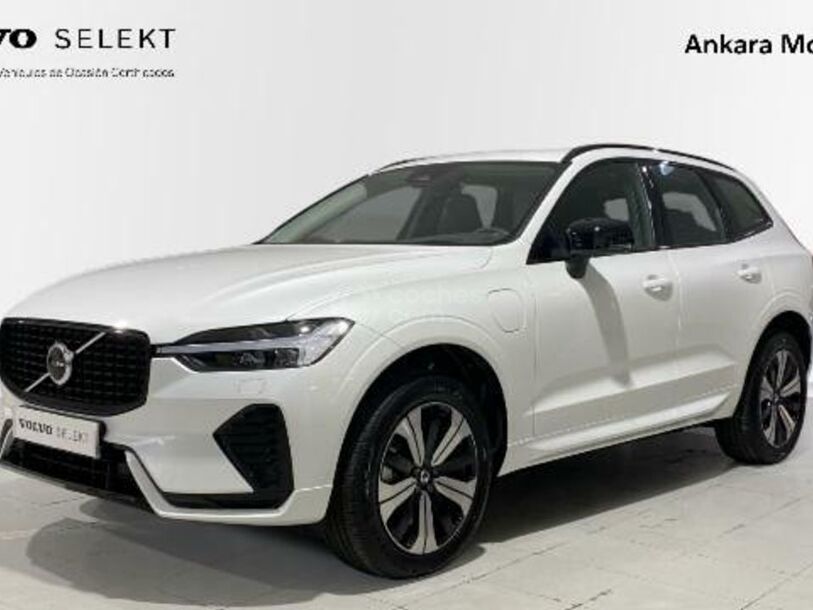 Foto del VOLVO XC60 B4 Plus Dark FWD Aut.
