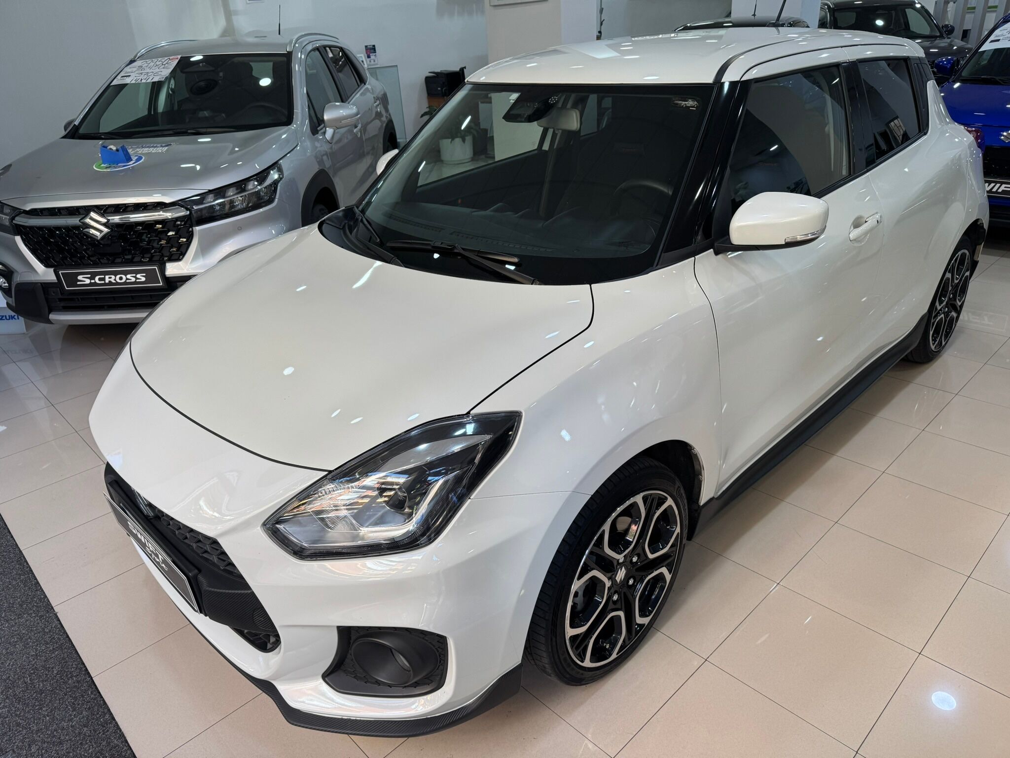 SUZUKI Swift (1.4 T SPORT Mild Hybrid) en Madrid