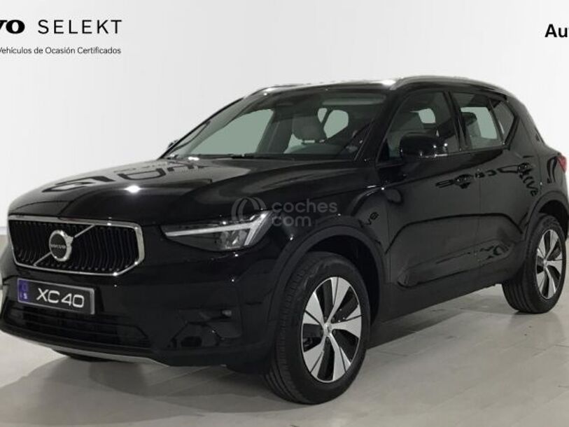 Foto del VOLVO XC40 B3 Plus Dark Aut.