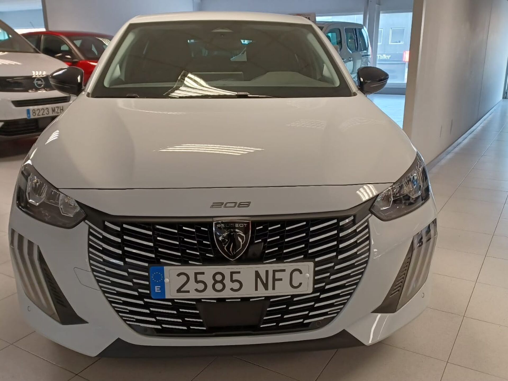 Imagen 2 de PEUGEOT 208