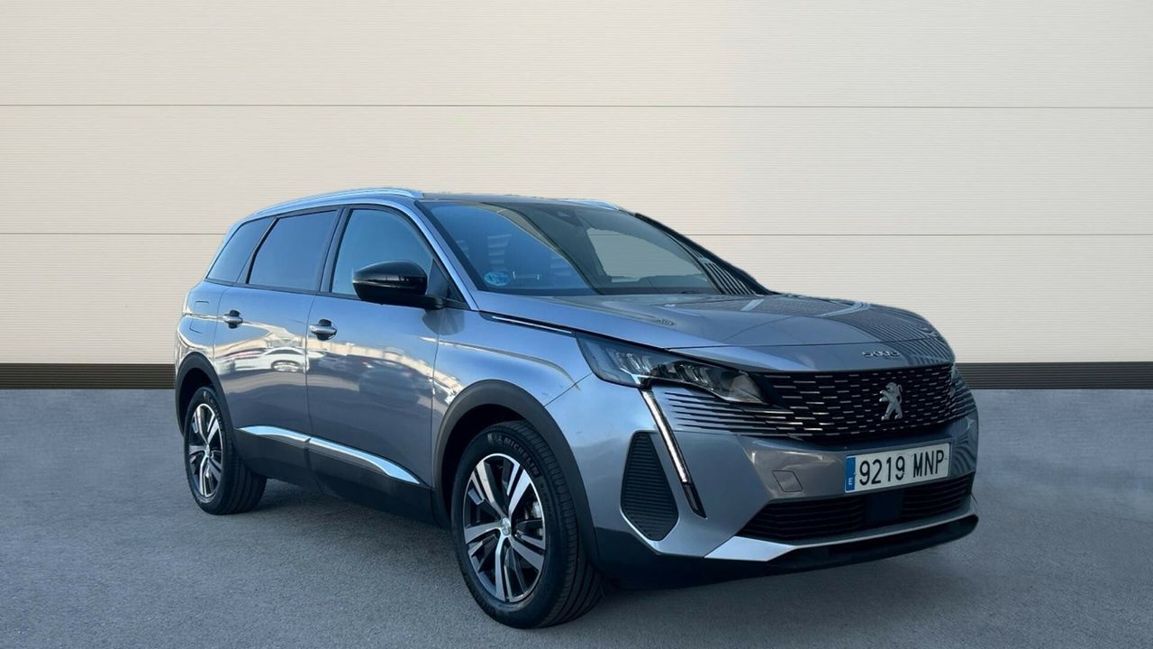PEUGEOT 5008 (1.2 MHEV HYBRID 100KW ALLURE PACK EDCS6 136 5P 7 Plazas) en M
