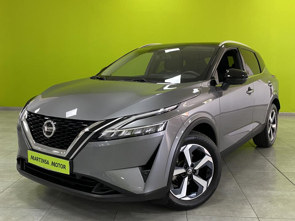 NISSAN Qashqai (Premiere Ed. 1.3 DIG-T 158CV Xtronic MHEV) en Málaga