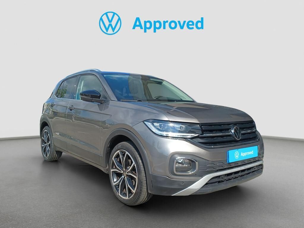 VOLKSWAGEN T-Cross (Sport 1.0 TSI 81 kW (110 CV) DSG) en Barcelona