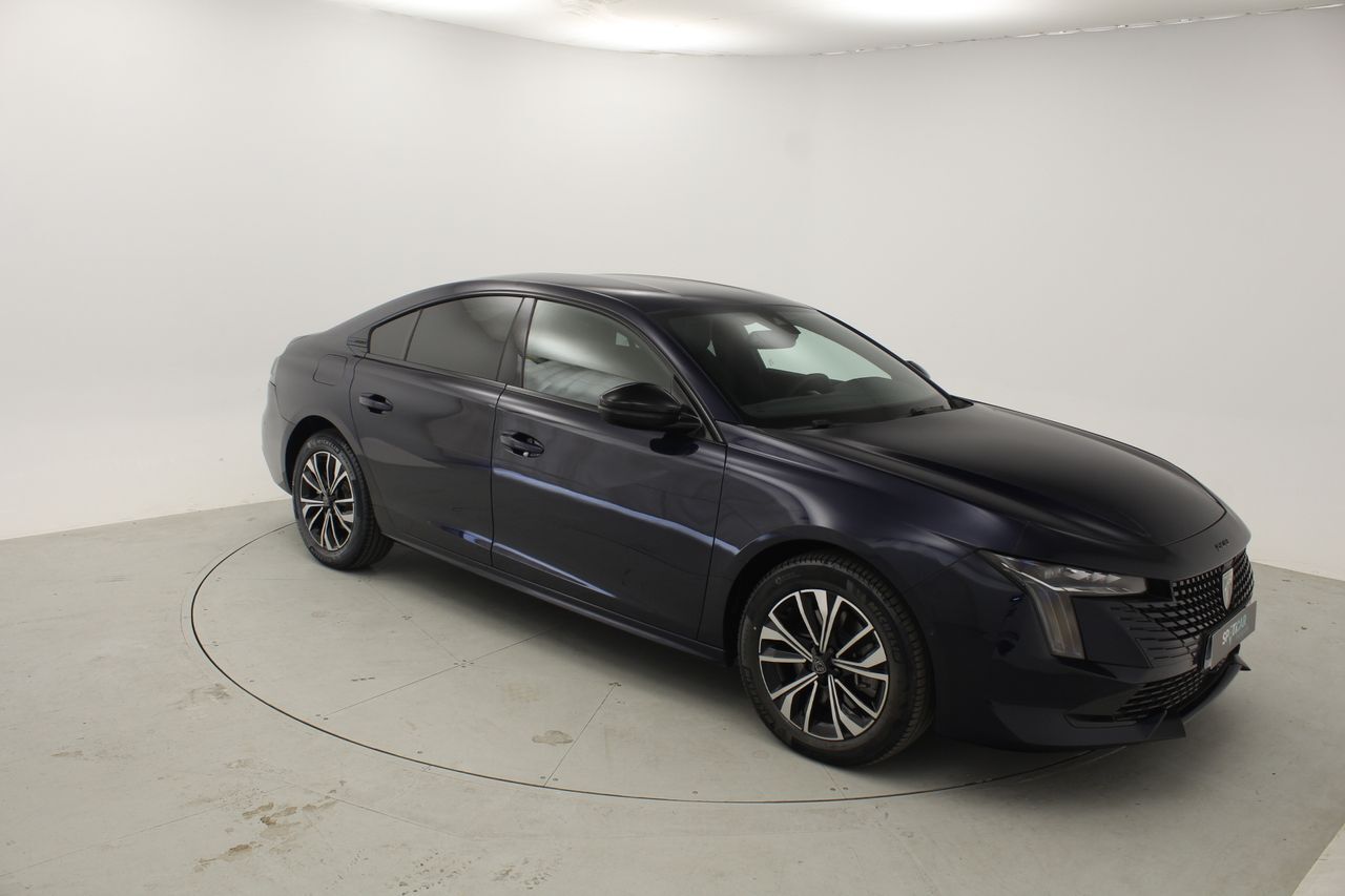 PEUGEOT 508 (5P Allure HYBRID 225 e-EAT8) en Barcelona