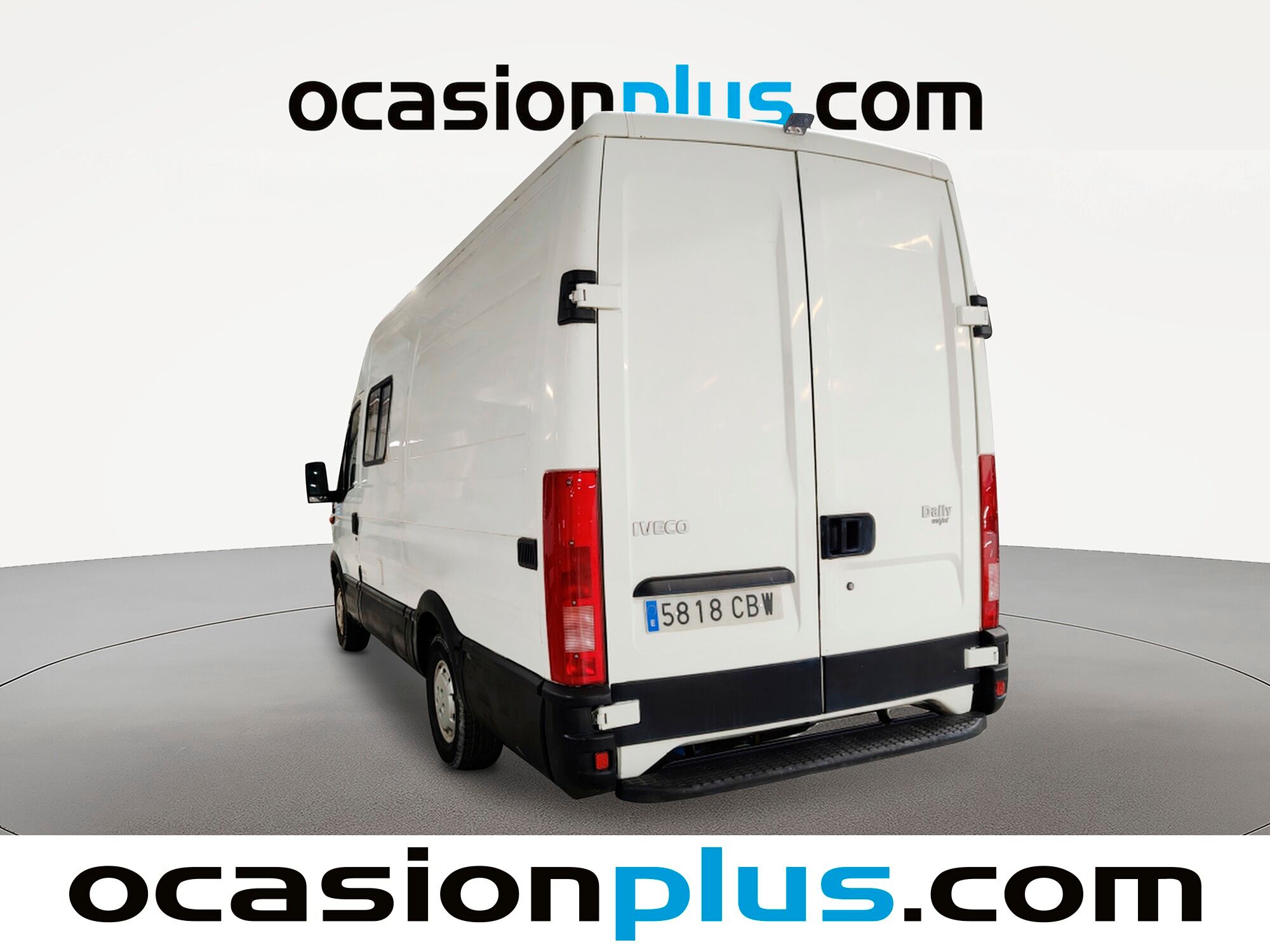 Foto del IVECO Daily Family 7m3 35 S11 Corto RS