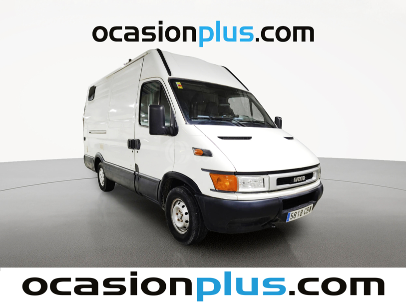 Foto del IVECO Daily Family 7m3 35 S11 Corto RS