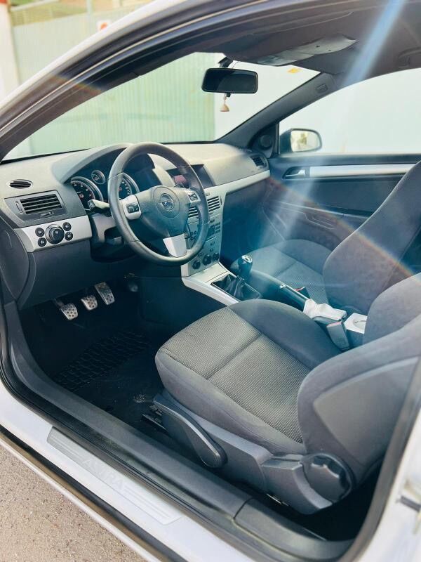 Foto del OPEL Astra 1.6 16v Enjoy 115