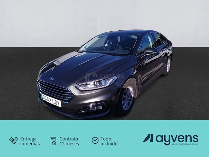 Foto del FORD Mondeo Sedán 2.0 HEV Titanium