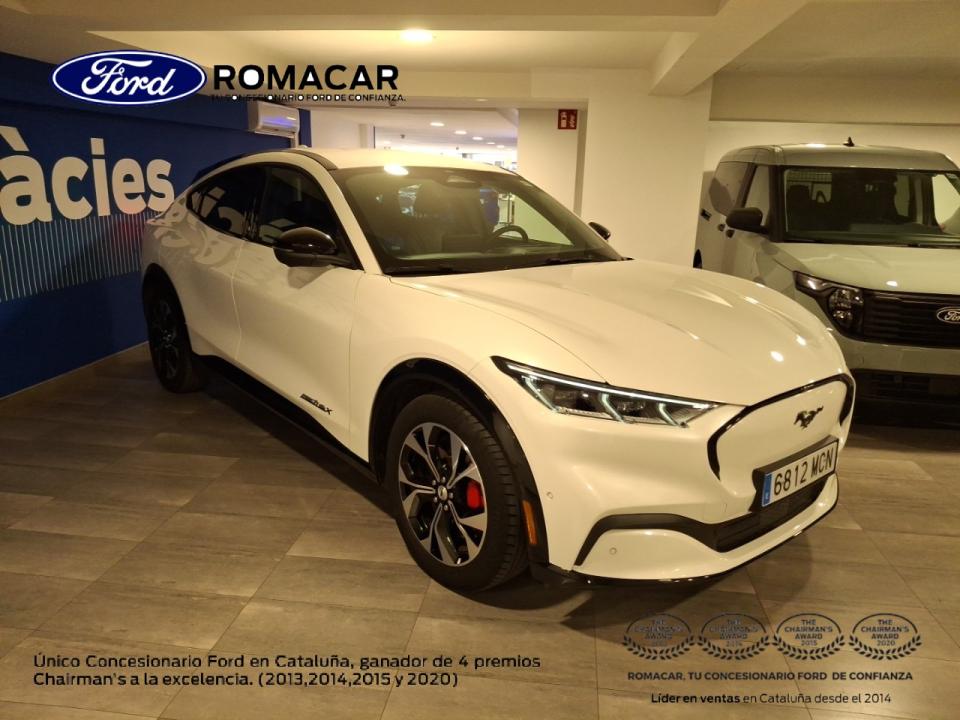 FORD Mustang Mach-E (AWD 258kW Batería 98.8Kwh 351CV) en Barcelona