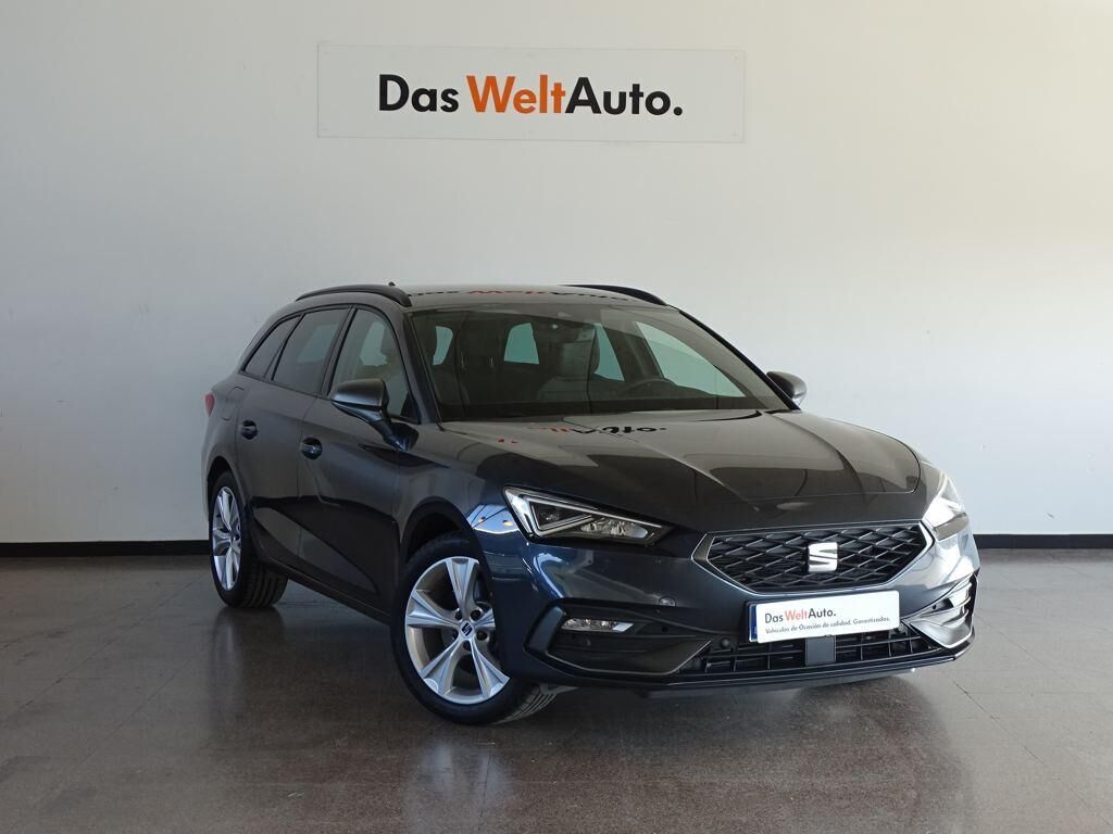 SEAT León (1.5 TSI e-Hybrid FR XM DSG 150 kW (204 CV)) en Barcelona