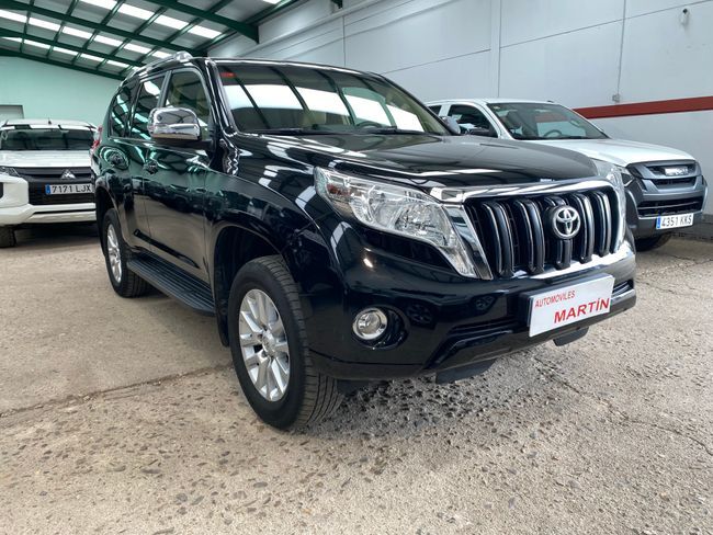 TOYOTA Land Cruiser (2.8 D4D VXL AUTO) en Córdoba