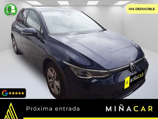 VOLKSWAGEN Golf (Life 1.5 TSI 96 kW (130 CV)) en Málaga