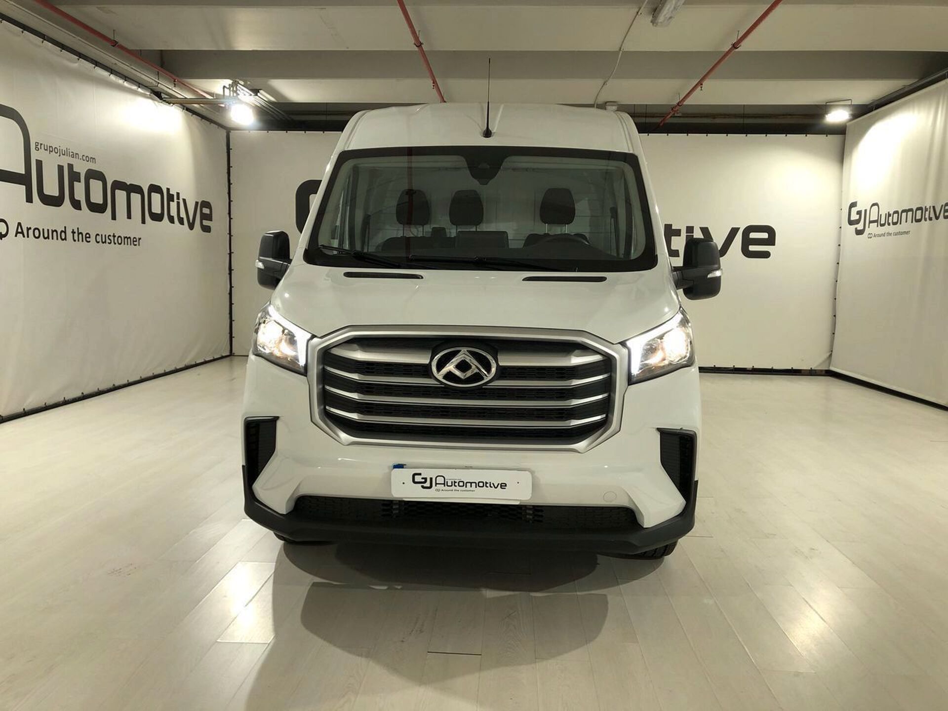 Imagen 2 de MAXUS Deliver 9