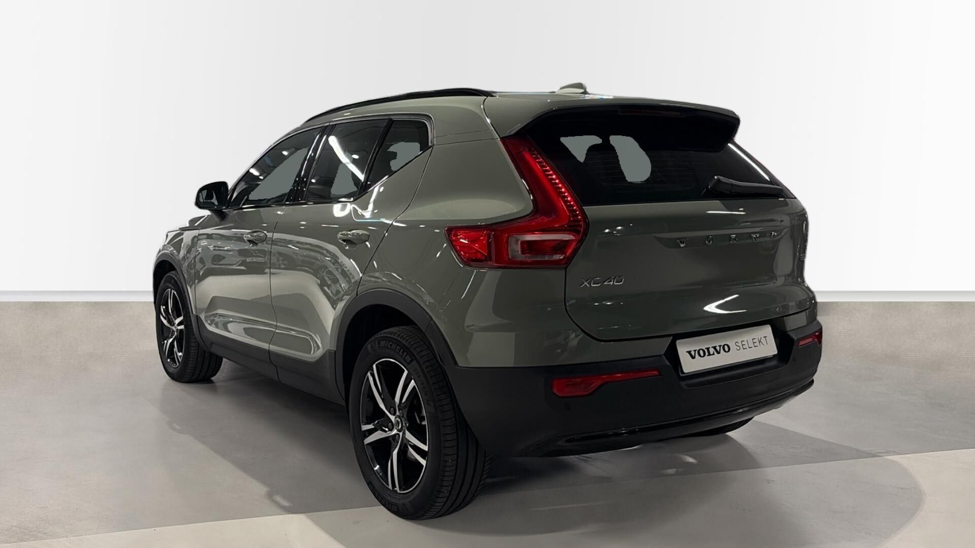Foto del VOLVO XC40 B3 Plus Aut.