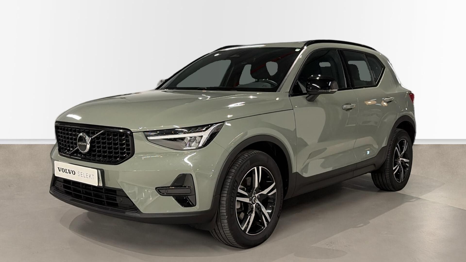 Foto del VOLVO XC40 B3 Plus Aut.