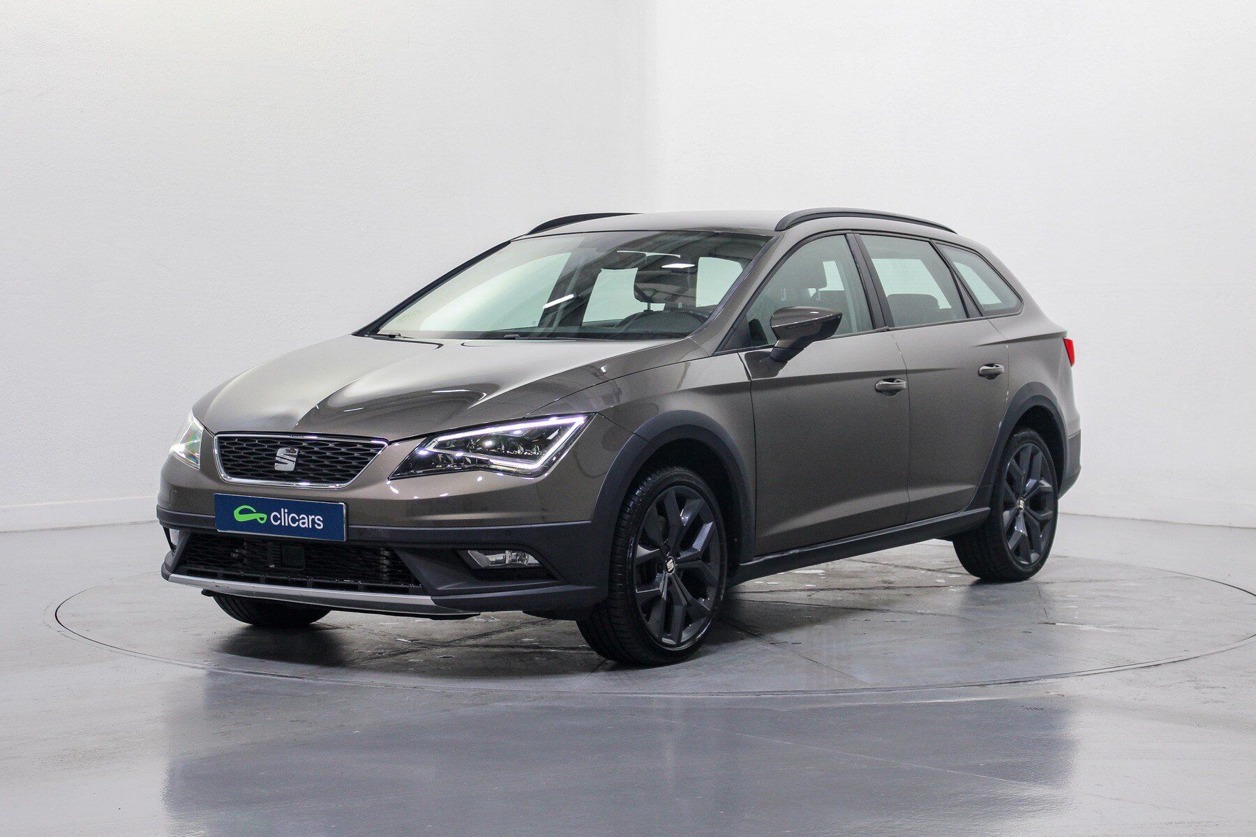 Foto del SEAT León X-perience 2.0TDI CR S&S 4D DSG6 184