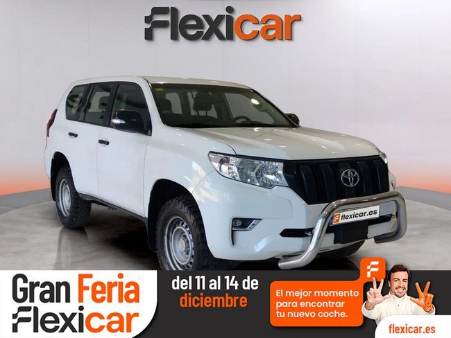 TOYOTA Land Cruiser (2.8 D-4D VX) en Sevilla