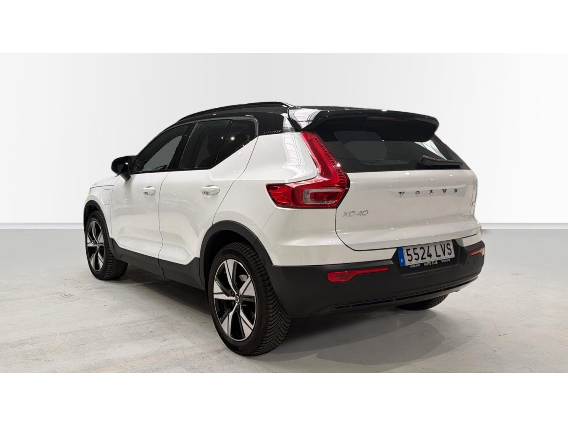 Imagen 2 de VOLVO XC40