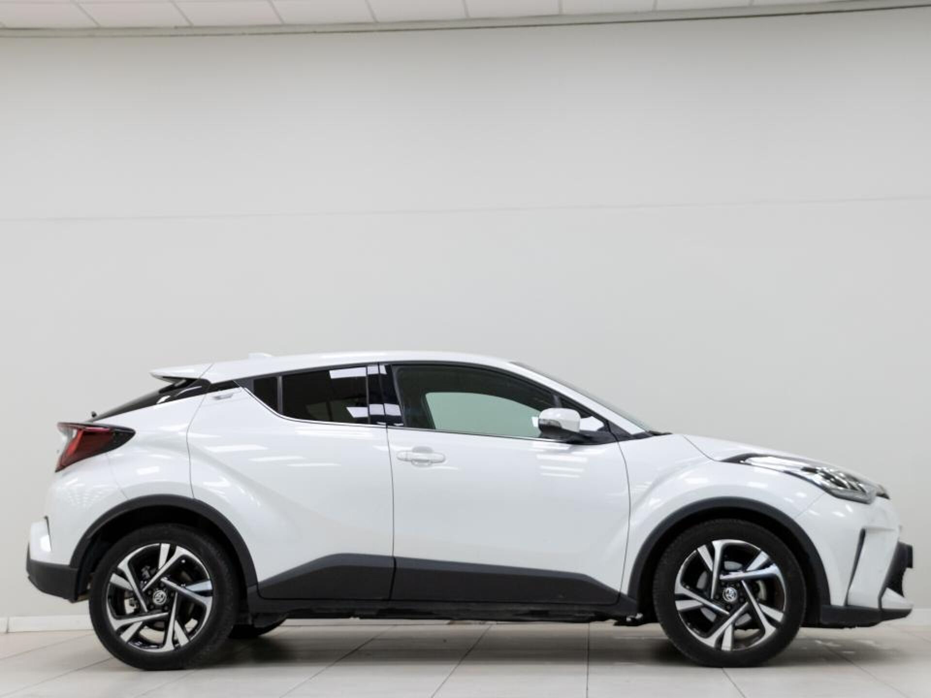 Imagen 2 de TOYOTA C-HR