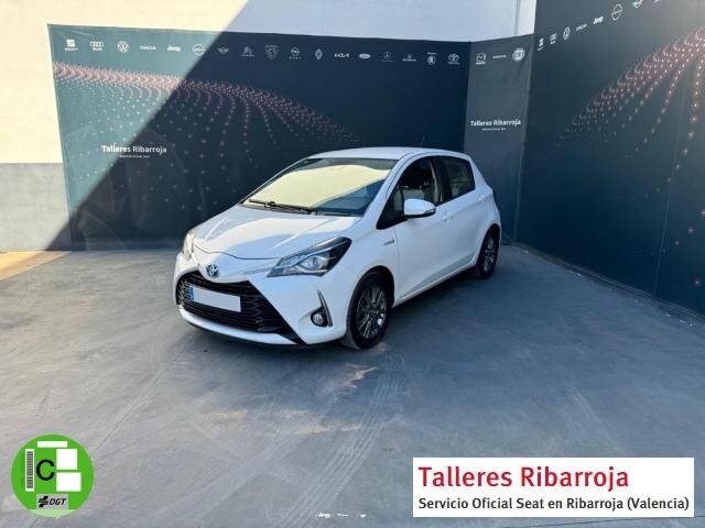 TOYOTA Yaris (5p 100H Active) en Valencia