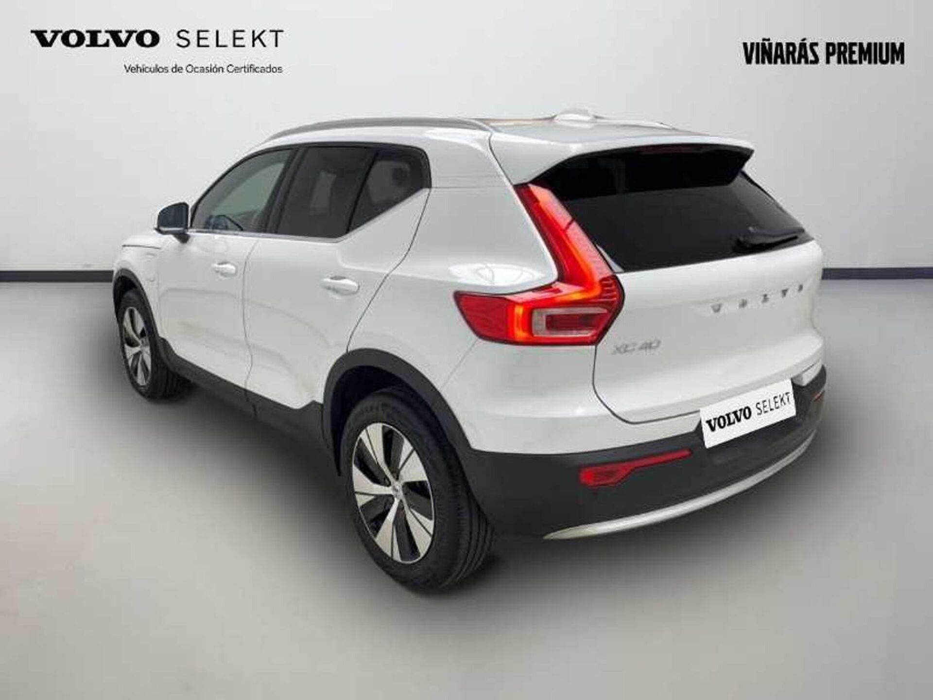 Imagen 2 de VOLVO XC40