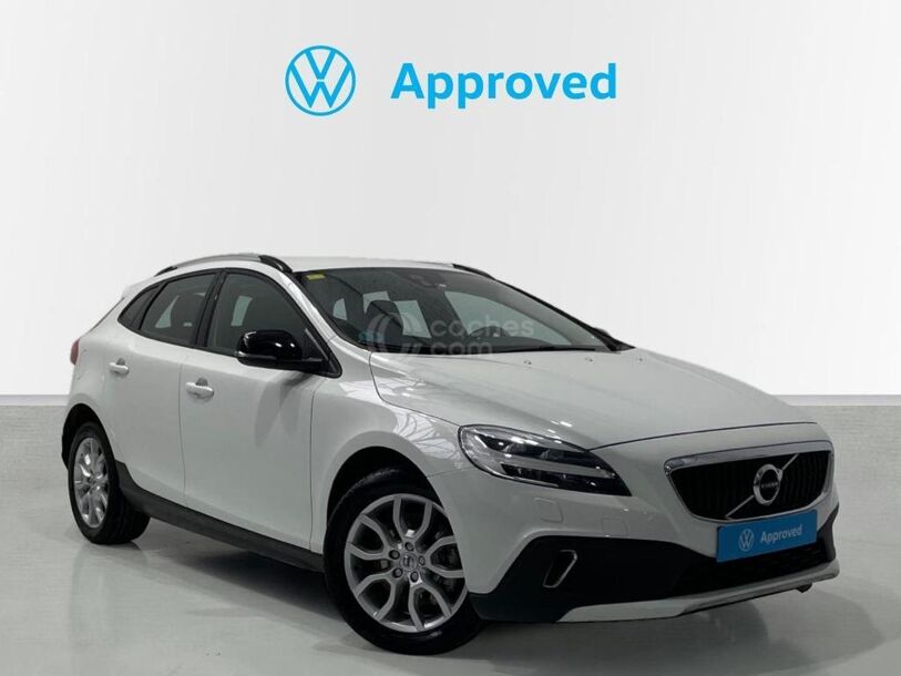 Foto del VOLVO V40 Cross Country T3 Plus Aut.