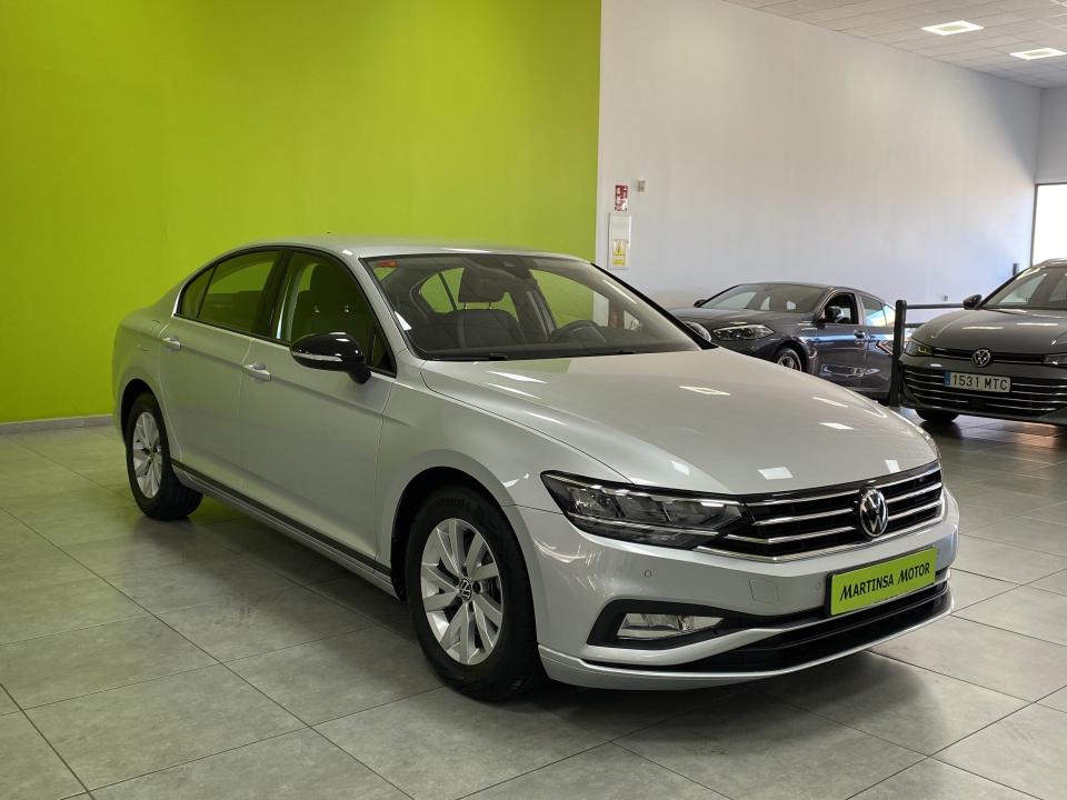 Foto del VOLKSWAGEN Passat 2.0TDI Advance 110kW