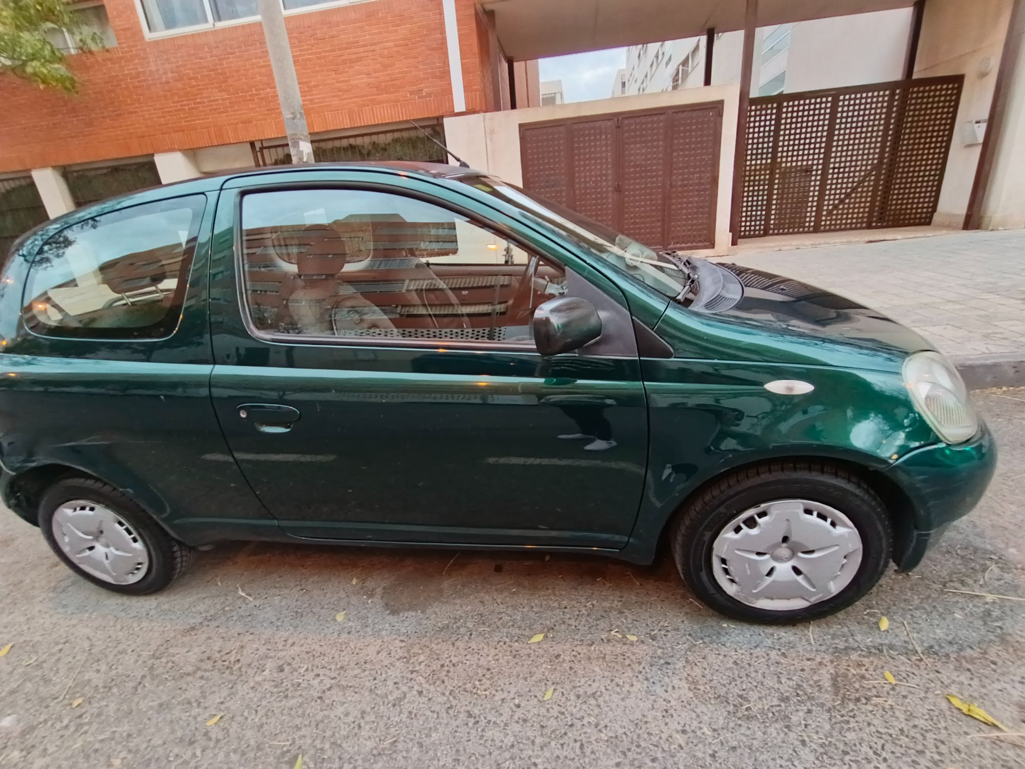 Foto del TOYOTA Yaris 1.0 Luna