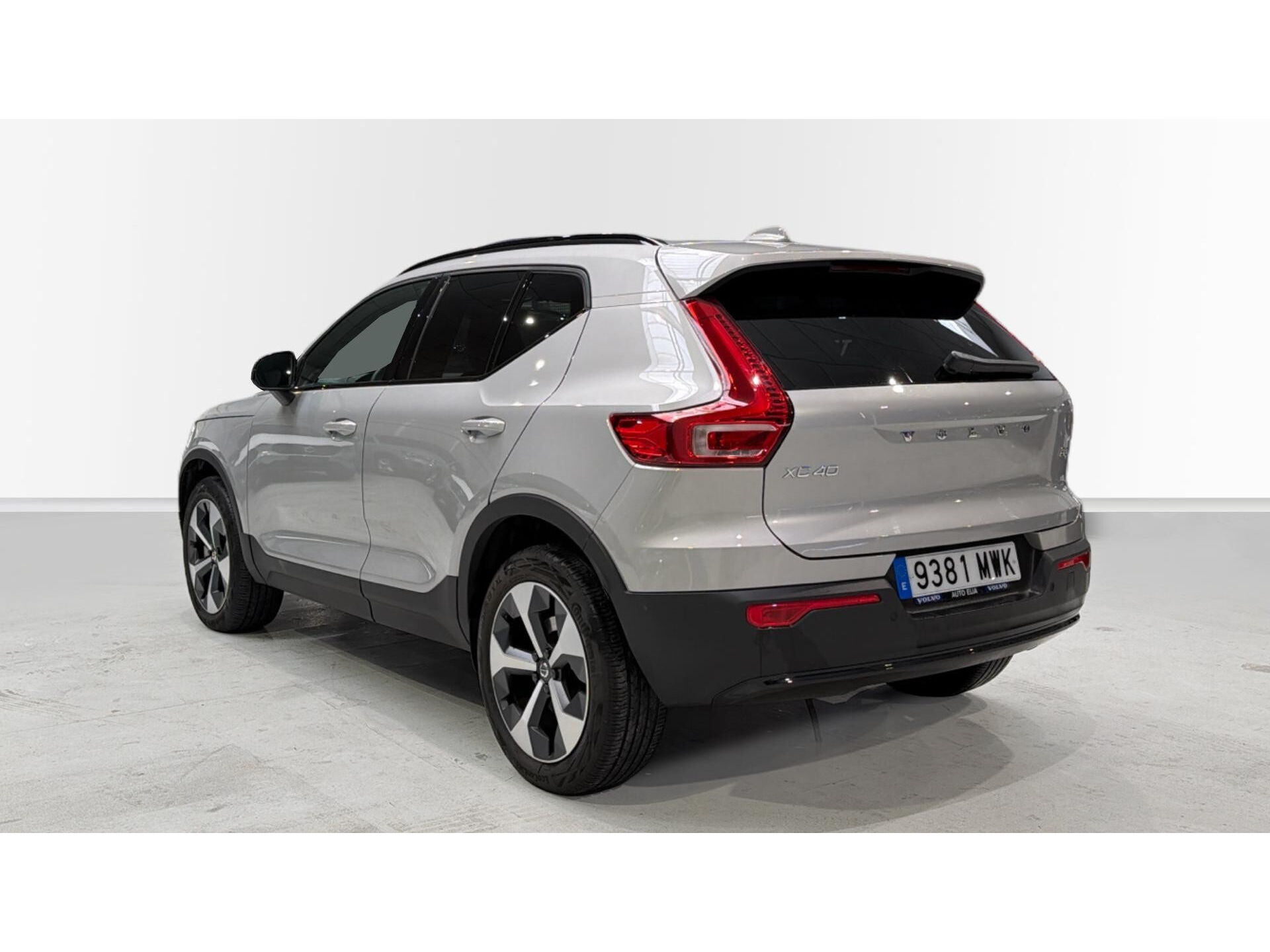 Imagen 2 de VOLVO XC40