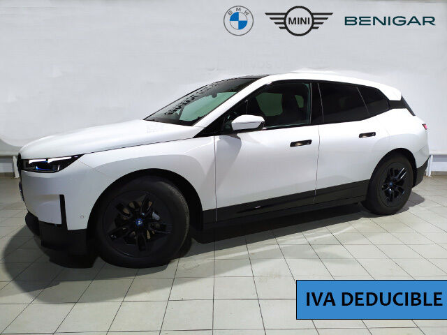 BMW iX (xDrive40 240 kW (326 CV)) en Alicante