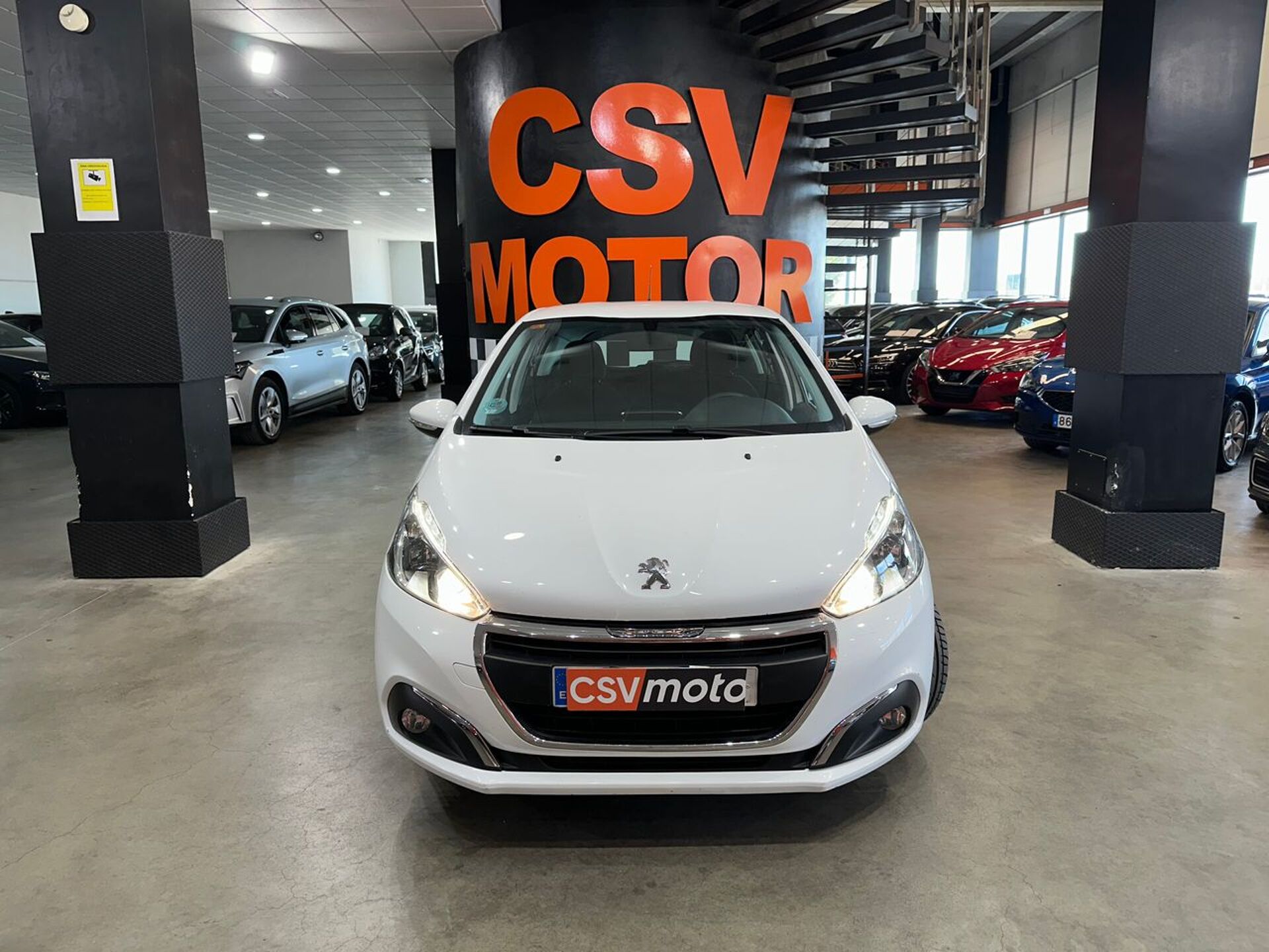 Imagen 3 de PEUGEOT 208