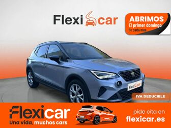 Imagen de SEAT Arona 1.5 TSI S&S FR DSG7 XM 150