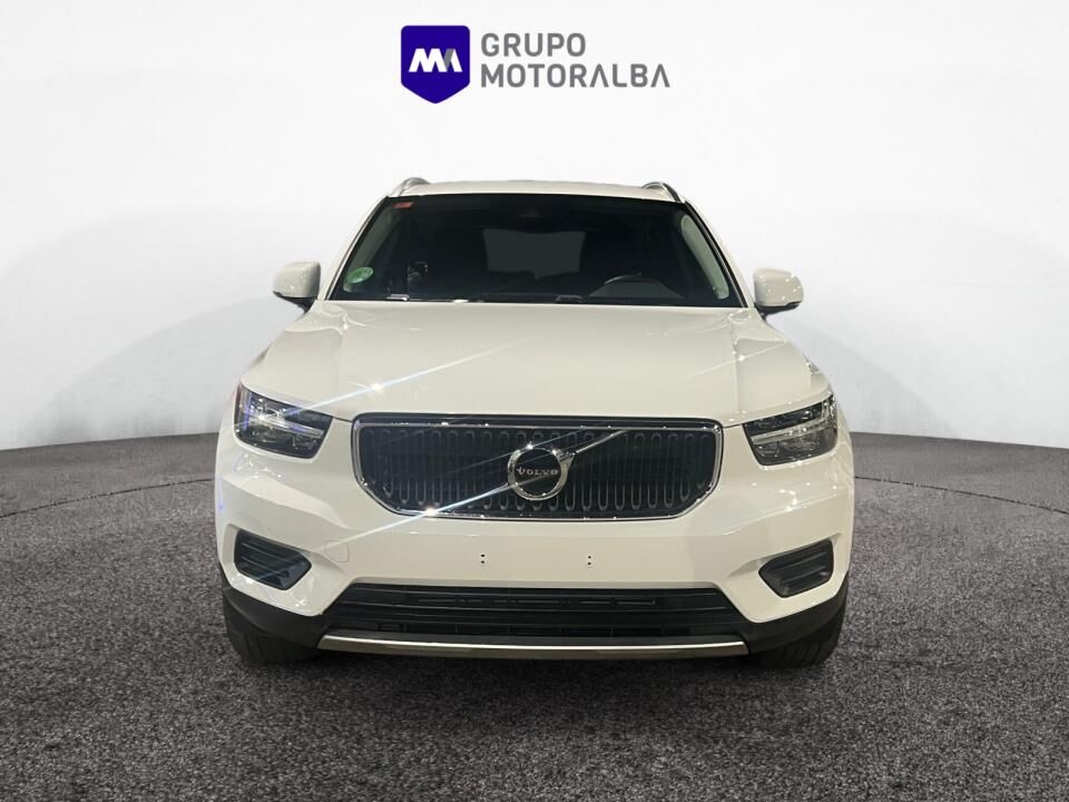 Foto del VOLVO XC40 T3 Momentum Pro