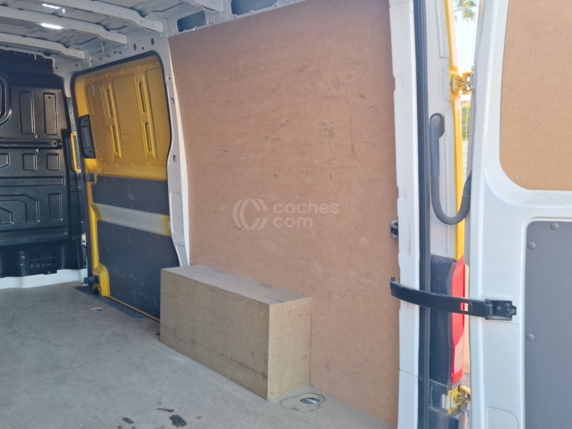 Foto del VOLKSWAGEN Crafter Furgón 2.0TDI SCR 30 BM L3H2 75kW