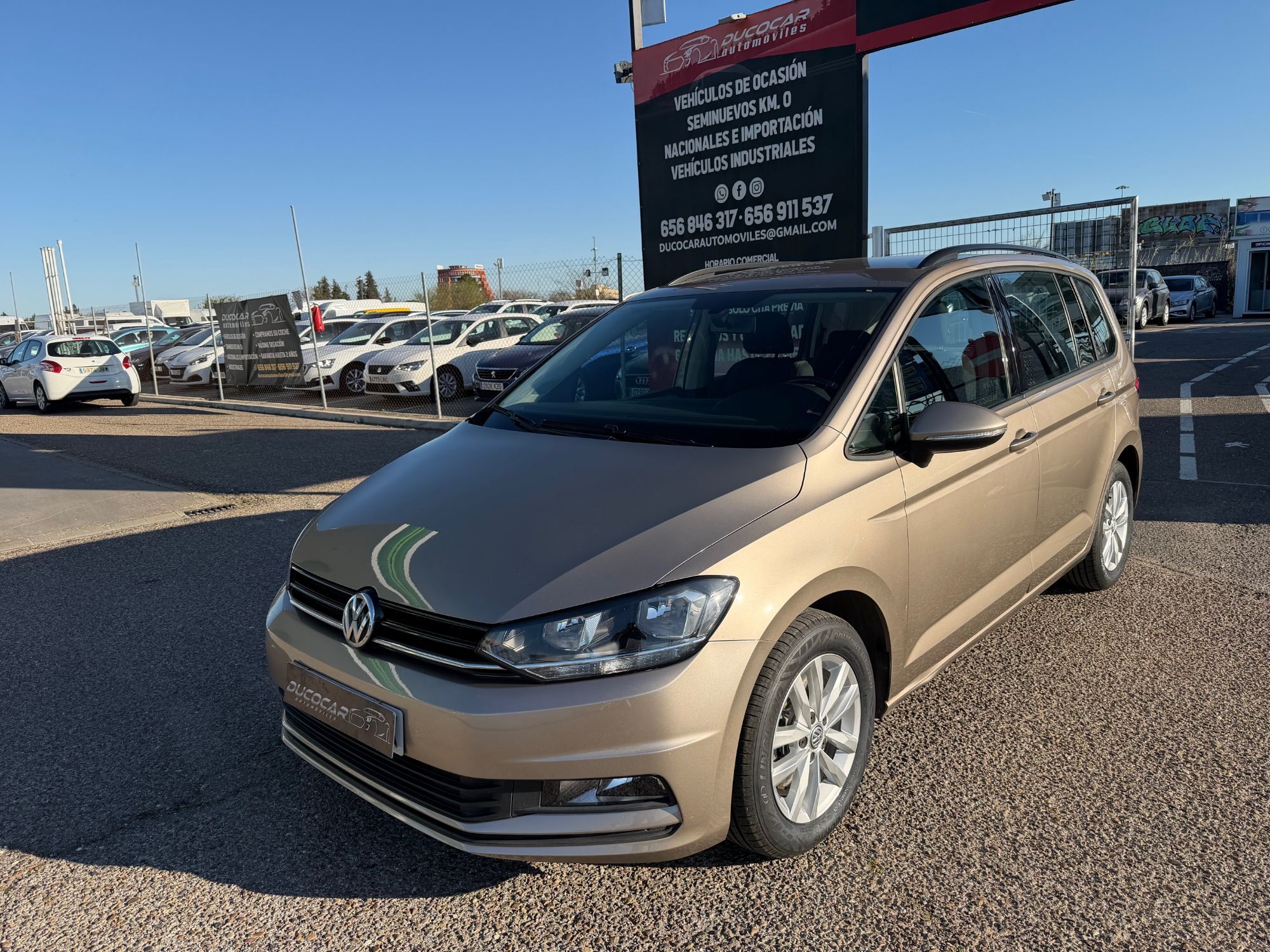 Foto del VOLKSWAGEN Touran 1.6TDI Business and Navi Edition 85kW