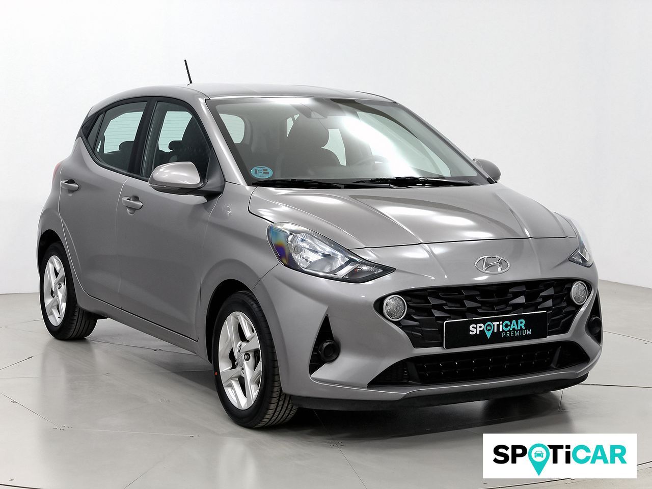 HYUNDAI i10 (1.0 Klass) en Barcelona