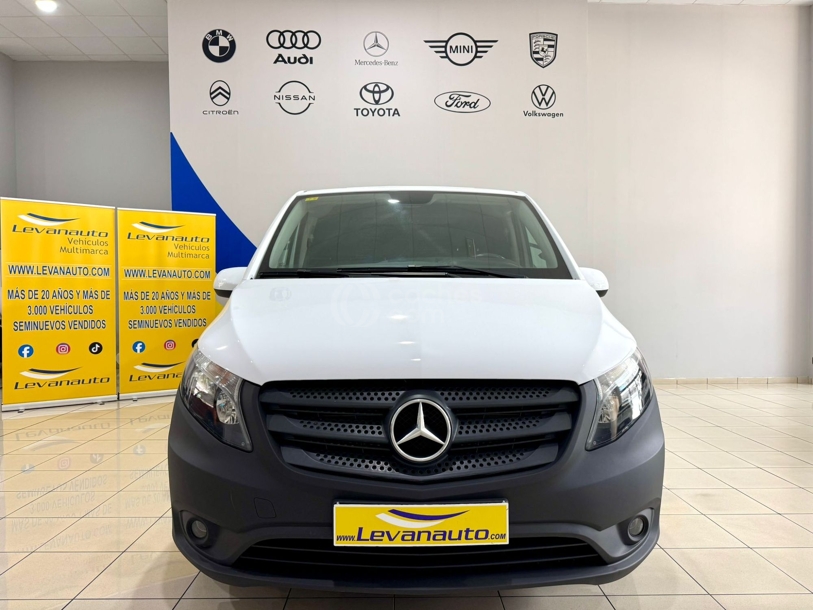 Foto del MERCEDES Vito Furgón 110CDI tD Base Larga