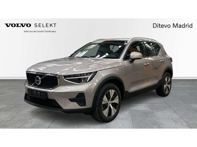 VOLVO XC40 (B3 G Core Auto 120 kW (163 CV)) en Madrid