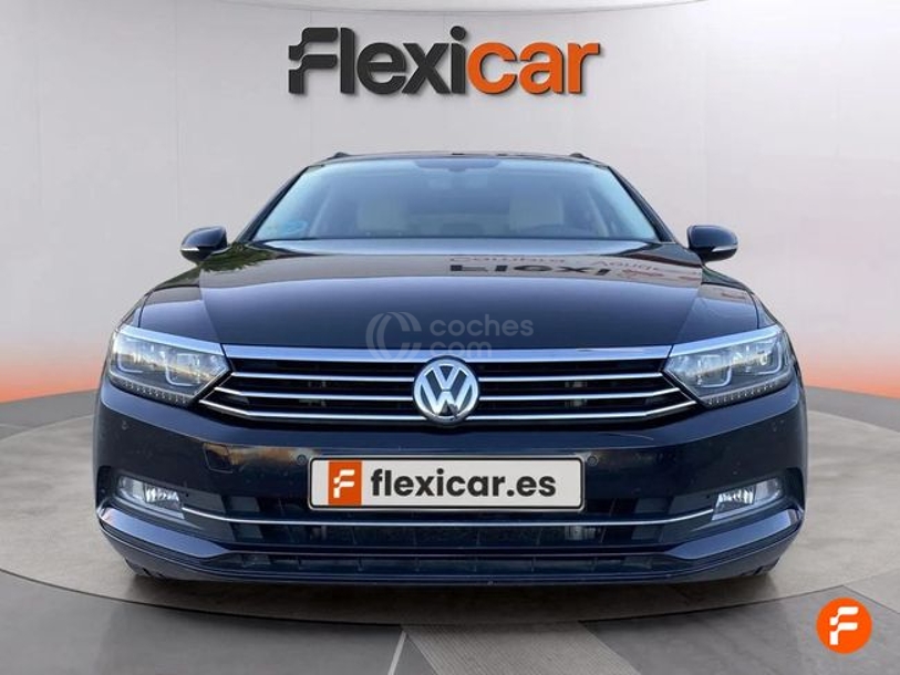 Foto del VOLKSWAGEN Passat Variant 2.0TDI BMT Advance DSG 110kW