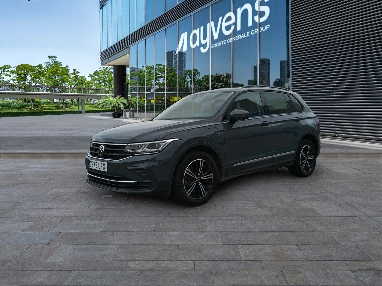 VOLKSWAGEN Tiguan (Life 1.4 TSI eHybrid 180 kW (245 CV) DSG) en Madrid