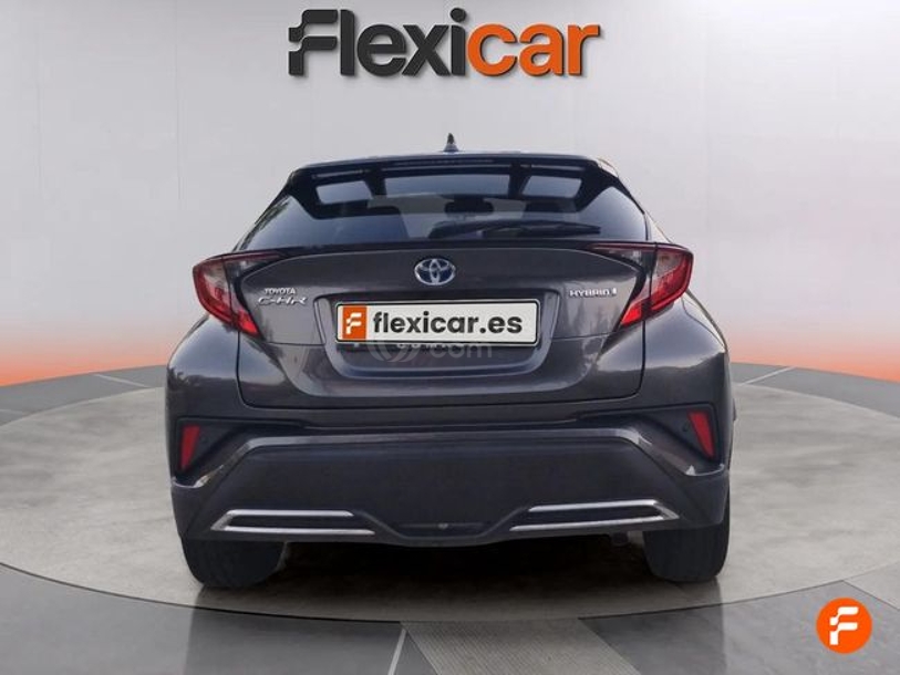 Foto del TOYOTA C-HR 180H Advance