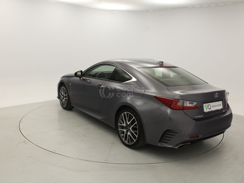 Foto del LEXUS RC 300h F Sport